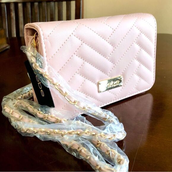 BEBE - NWT - "Sophia" Small Crossbody/Clutch in "Blush"/Quilted Vegan Leather - Picture 5 of 16